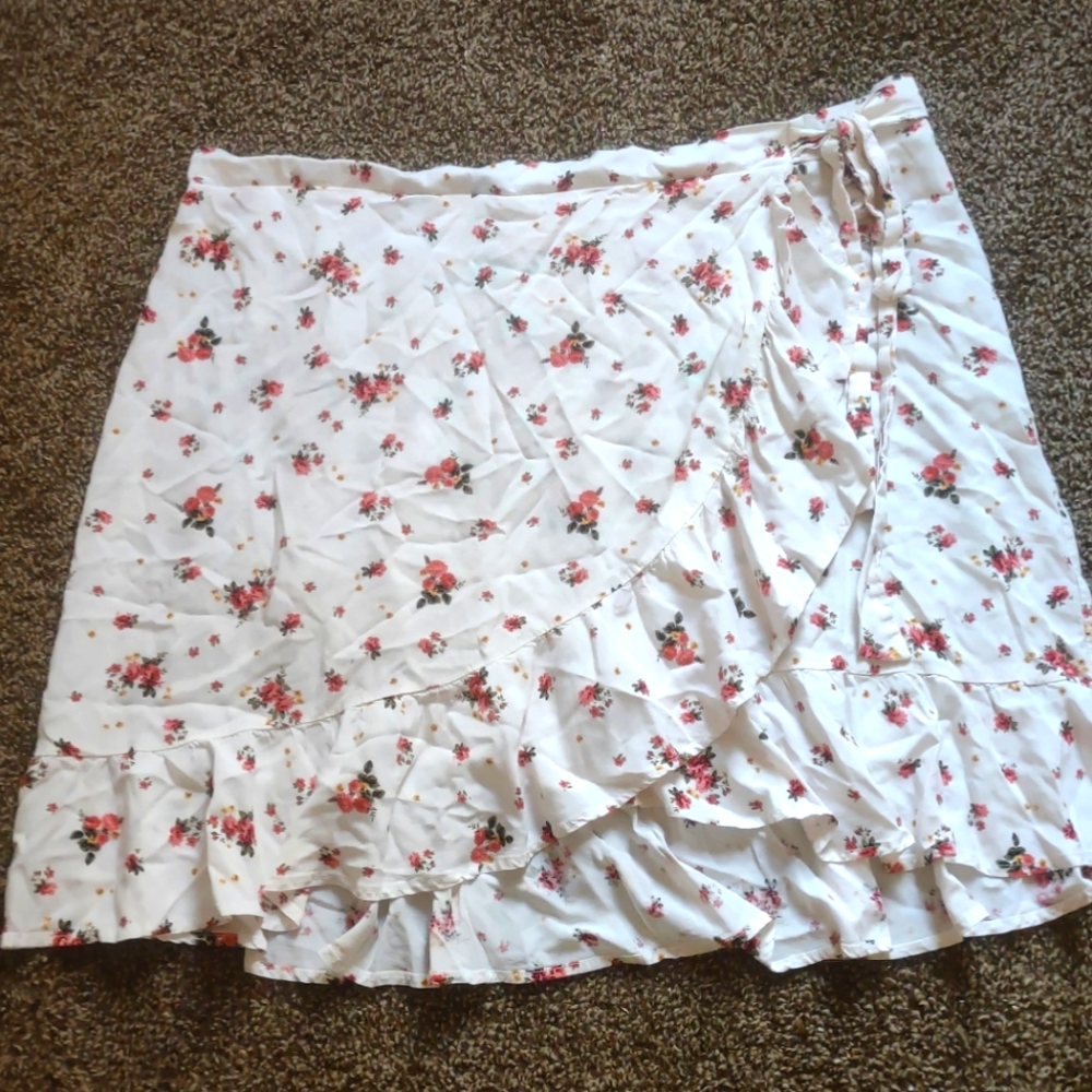 Ultra Flirt Floral Faux Wrap Skirt sz 3X